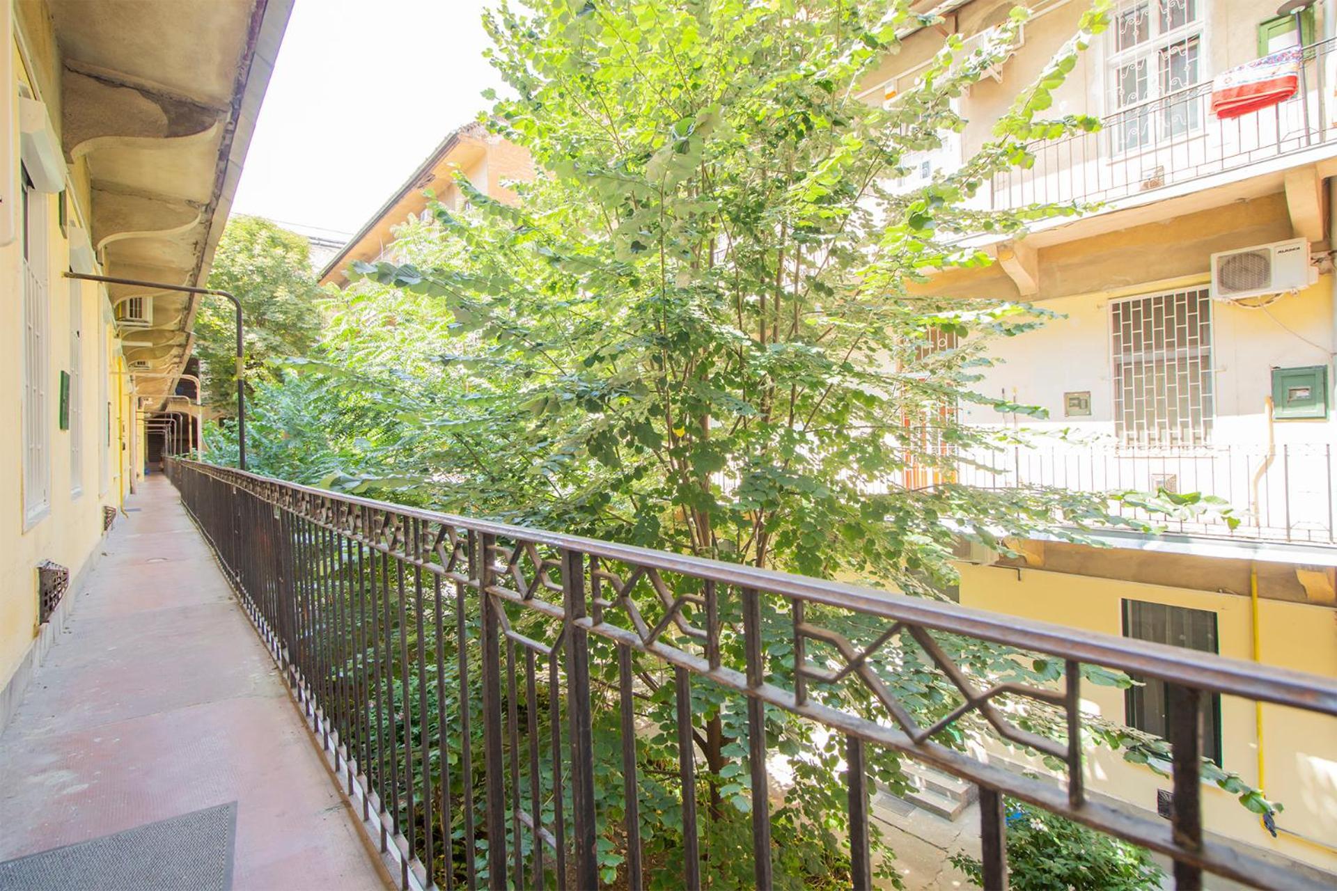 Cozy Apartment In Akacfa Street بودابست المظهر الخارجي الصورة